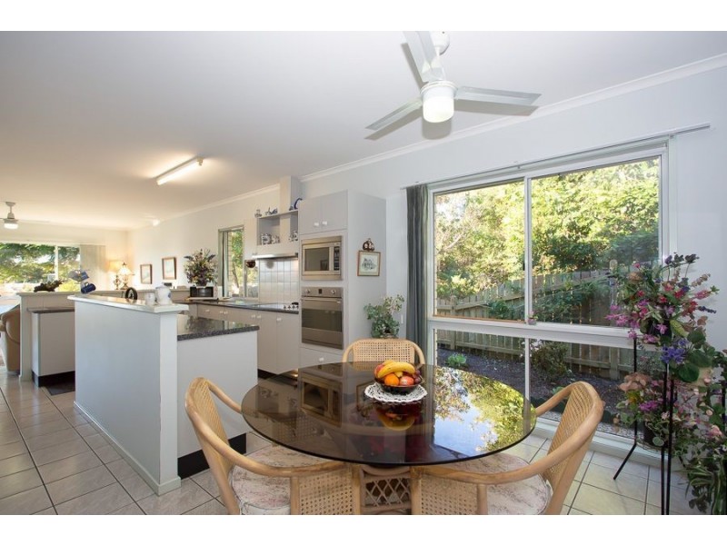 1 Cutter Crt, Banksia Beach QLD 4507