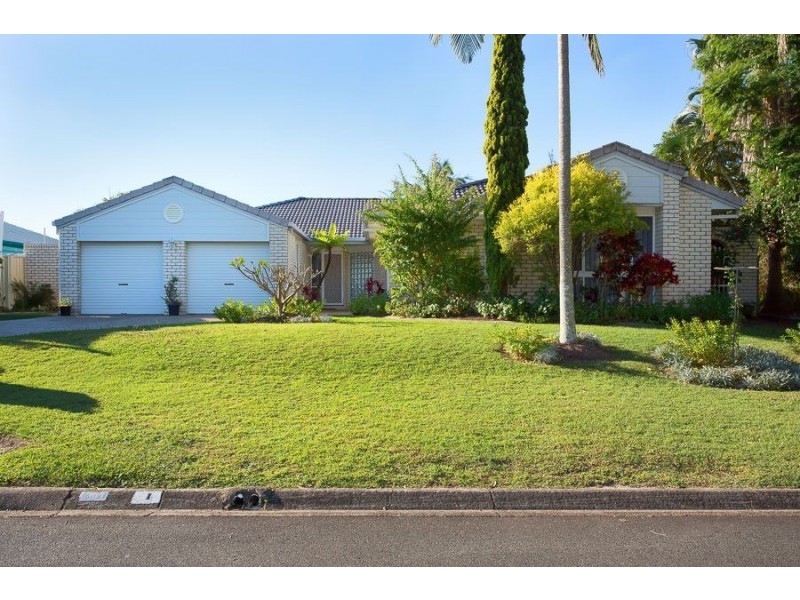 1 Cutter Crt, Banksia Beach QLD 4507