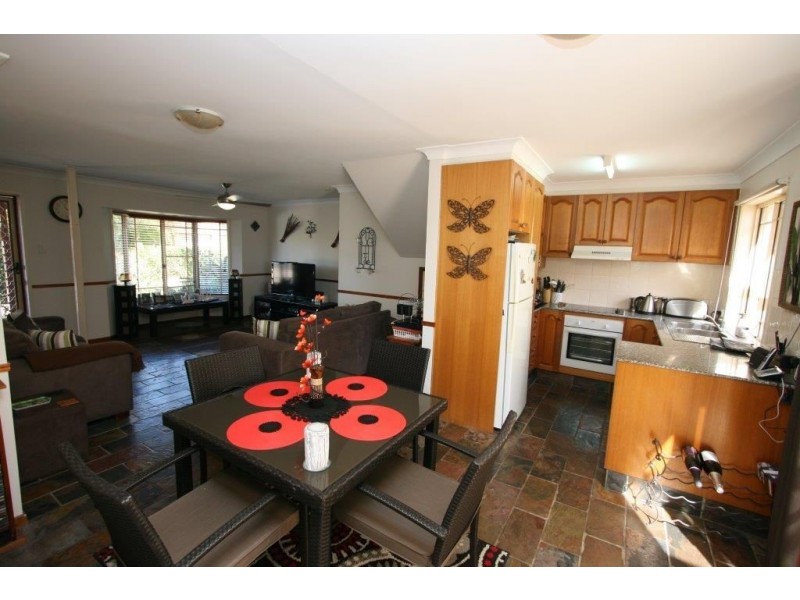2/46 Winston Drive, Bongaree QLD 4507