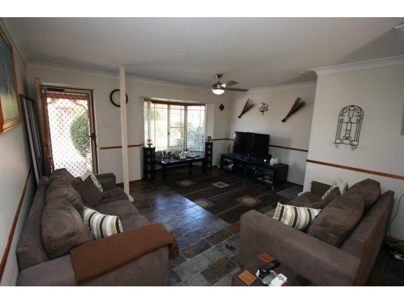 2/46 Winston Drive, Bongaree QLD 4507
