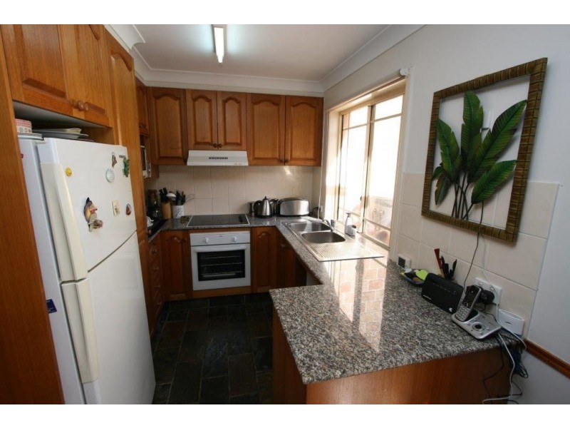 2/46 Winston Drive, Bongaree QLD 4507