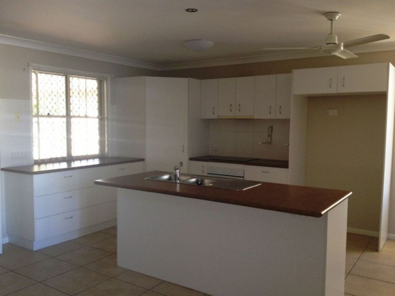 Sandstone Point QLD 4511