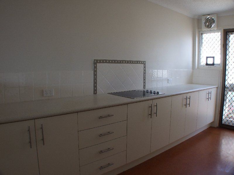 2b/10 Spinnaker Dr, Sandstone Point QLD 4511