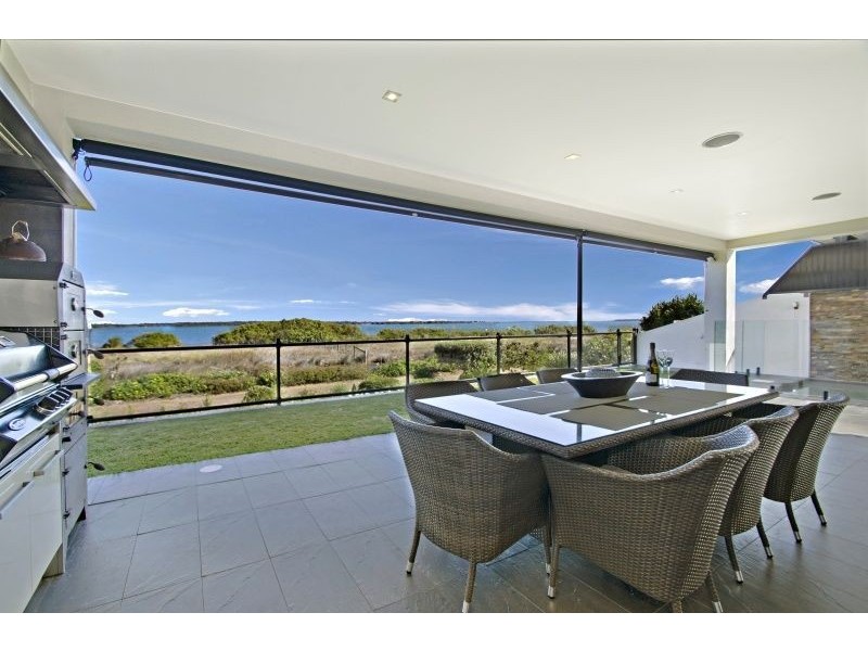 4 Oriole Close, Banksia Beach QLD 4507