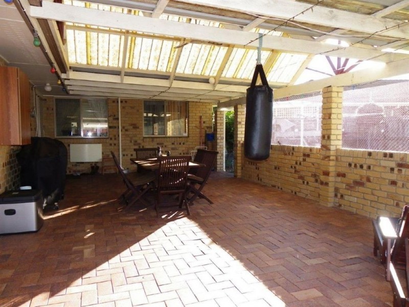 6 Japonica Court, Bongaree QLD 4507