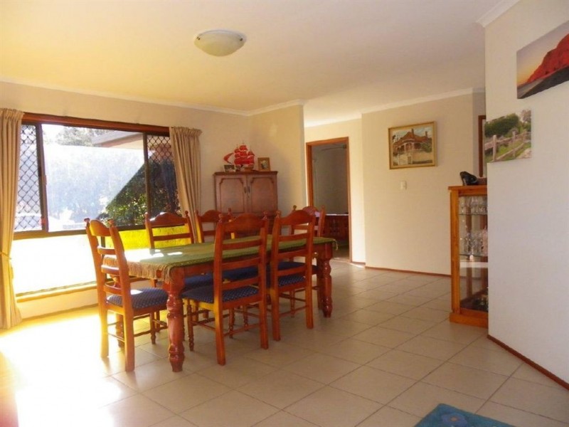 25 Cosmos Ave, Banksia Beach QLD 4507