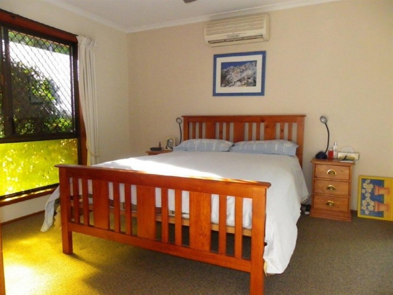 25 Cosmos Ave, Banksia Beach QLD 4507