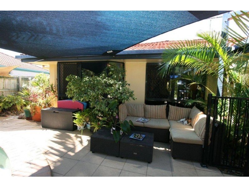 4 Trimaran Court, Banksia Beach QLD 4507