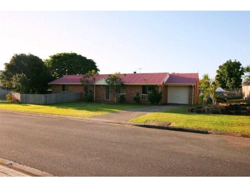 7 Loftus Place, Sandstone Point QLD 4511