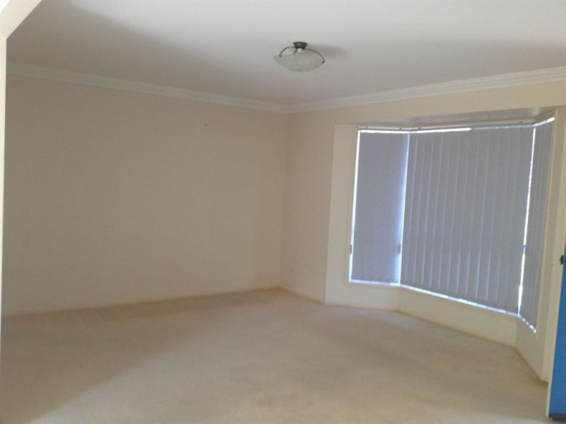 1/1 Roggen Street, Bongaree QLD 4507