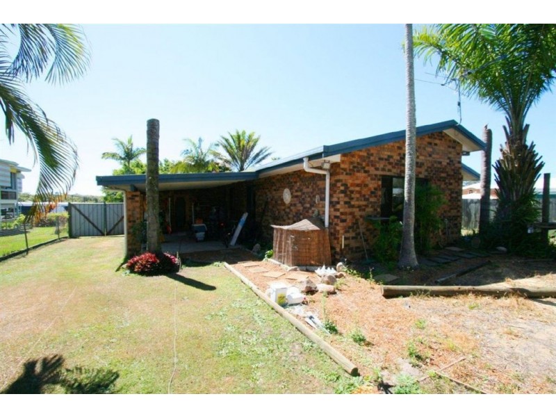 89 Ningi Esplanade, Ningi QLD 4511