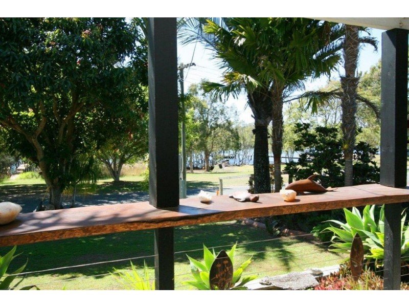 89 Ningi Esplanade, Ningi QLD 4511