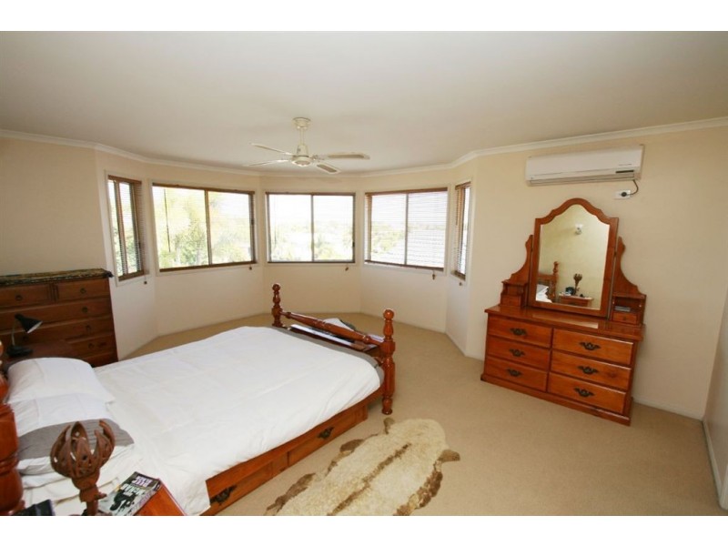 227 Endeavour Drive, Banksia Beach QLD 4507