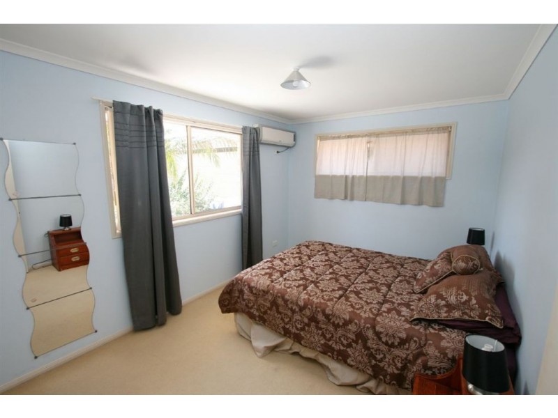 227 Endeavour Drive, Banksia Beach QLD 4507