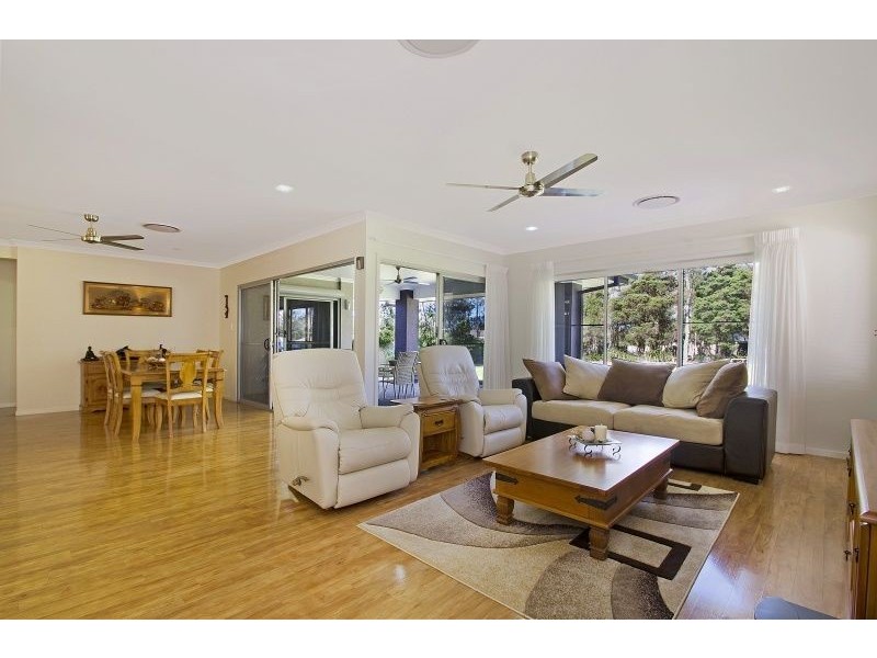 43 Cavanagh Place, Ningi QLD 4511