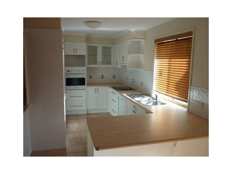 Sandstone Point QLD 4511