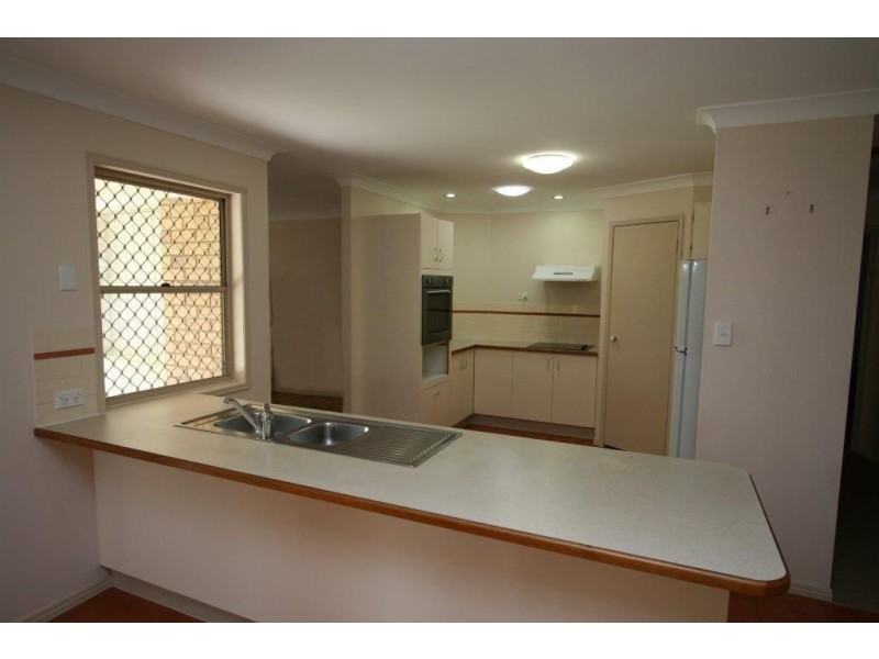 Sandstone Point QLD 4511