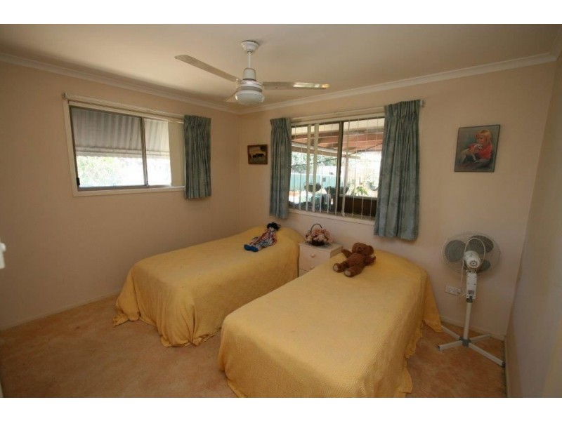 18 Coolgarra Ave, Bongaree QLD 4507