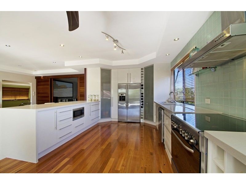 43 Avalon Street, Sandstone Point QLD 4511