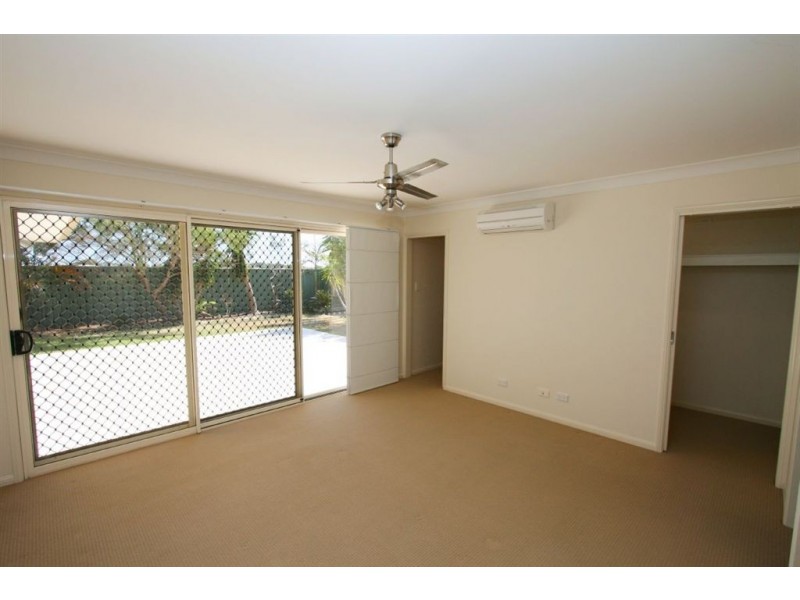 29 Marina Blvd, Banksia Beach QLD 4507