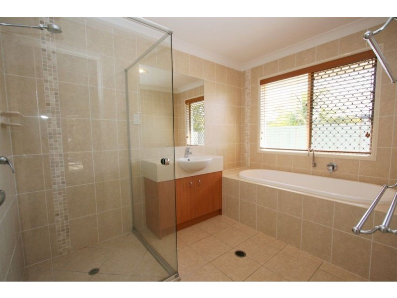29 Marina Blvd, Banksia Beach QLD 4507