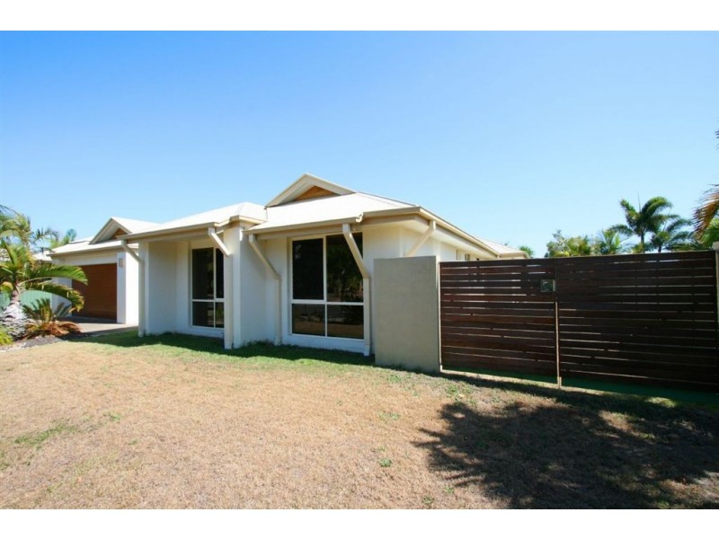 29 Marina Blvd, Banksia Beach QLD 4507