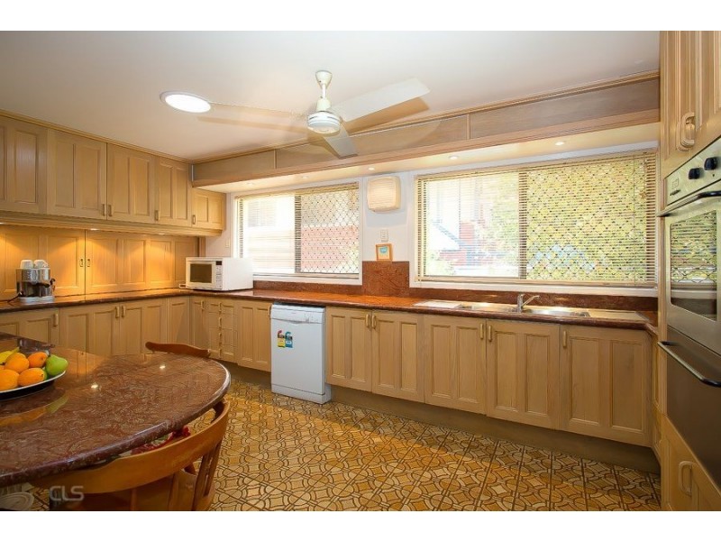 43 The Boulevarde, Bongaree QLD 4507