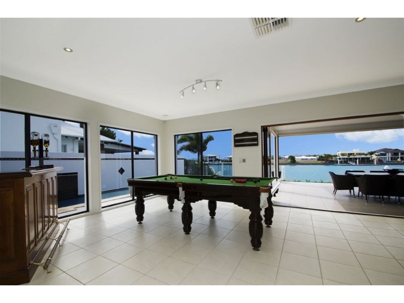 49 Seaside Drive, Banksia Beach QLD 4507