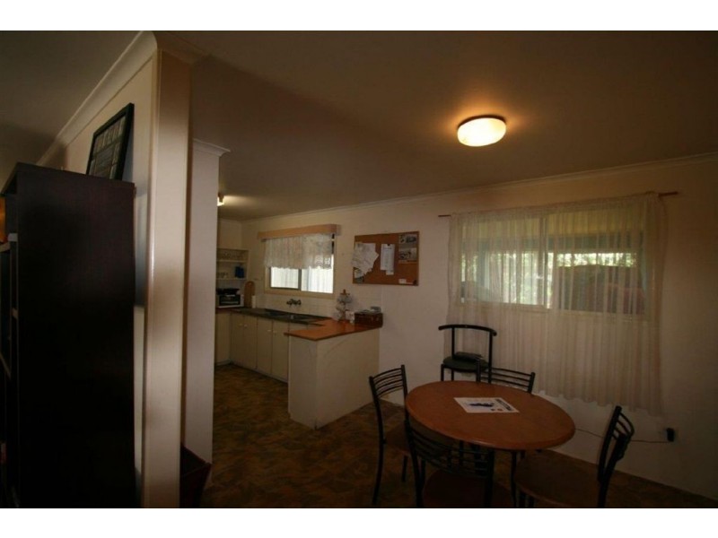 32 Caltowie Ave, Banksia Beach QLD 4507