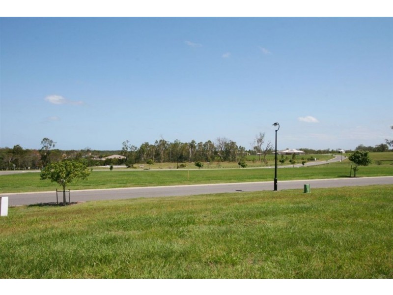 5-7 Ferraro Court, Ningi QLD 4511