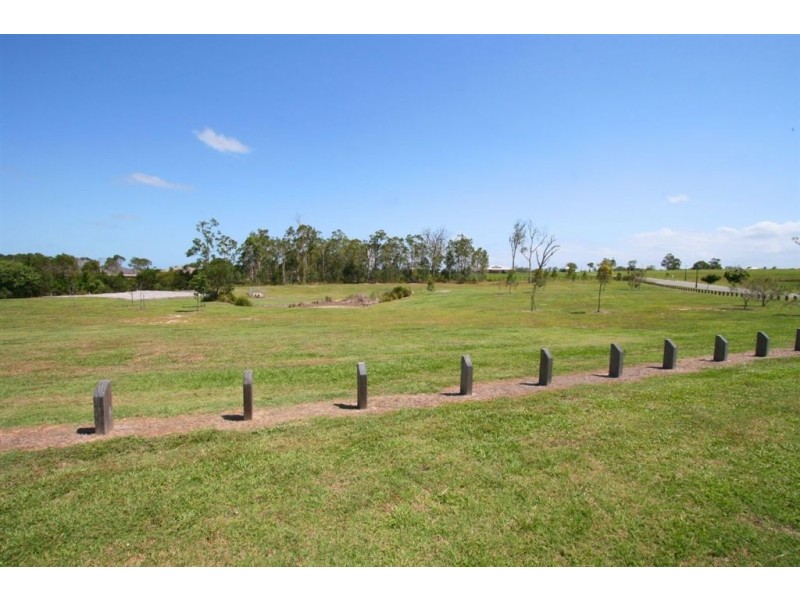 5-7 Ferraro Court, Ningi QLD 4511