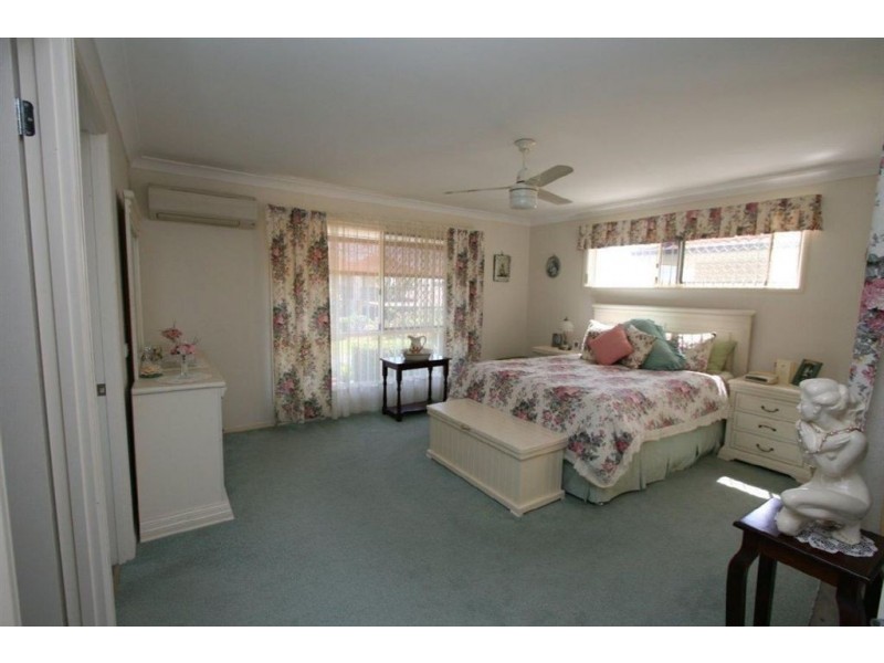 23 Seaforth Street, Sandstone Point QLD 4511