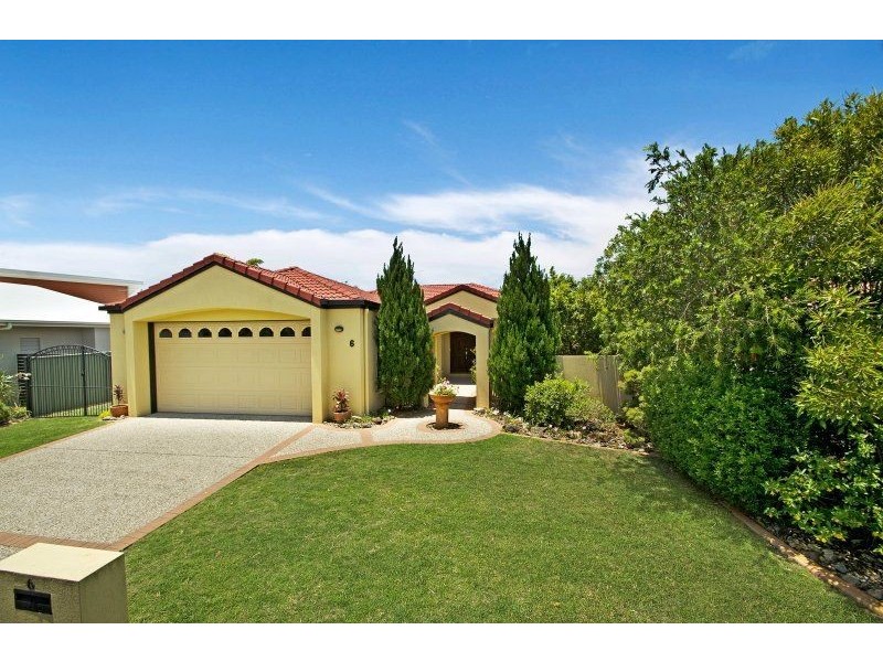 6 Seabreeze Ave, Banksia Beach QLD 4507