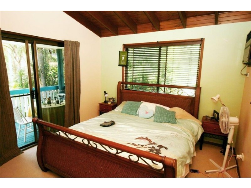 5 Watson Street, Bongaree QLD 4507