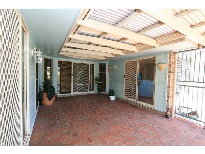6 Flinders Street, Bongaree QLD 4507