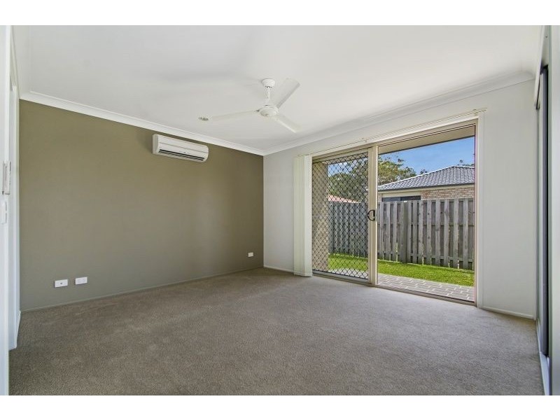 18 Ellis Court, Sandstone Point QLD 4511