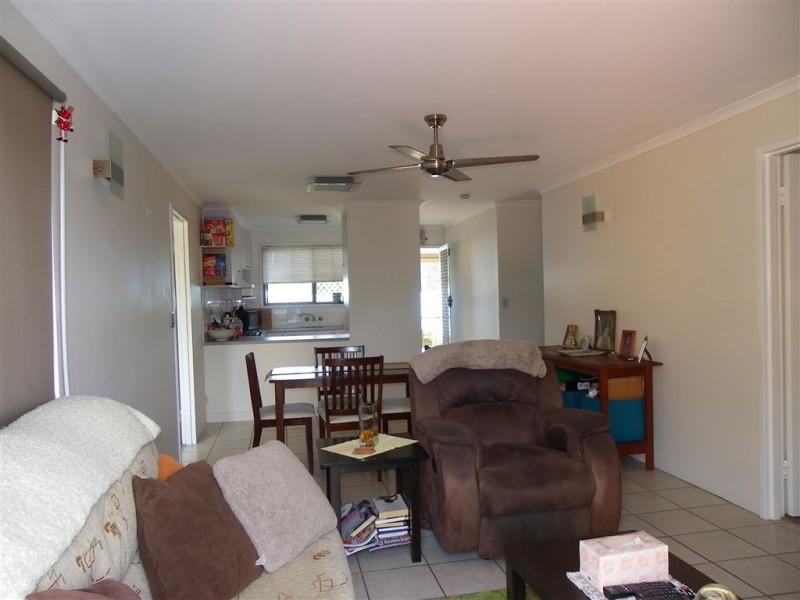 2/20 Winstone Drive, Bongaree QLD 4507