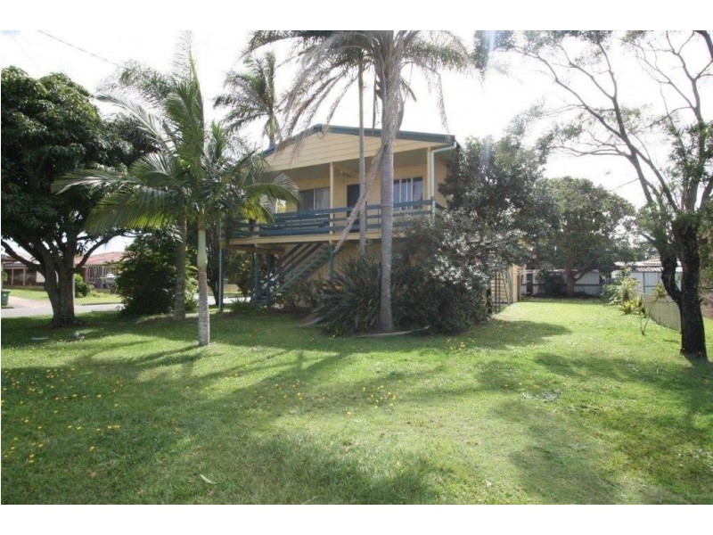 23 Penguin St, Bongaree QLD 4507
