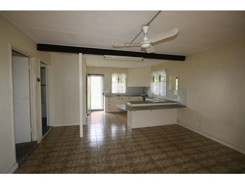 23 Penguin St, Bongaree QLD 4507