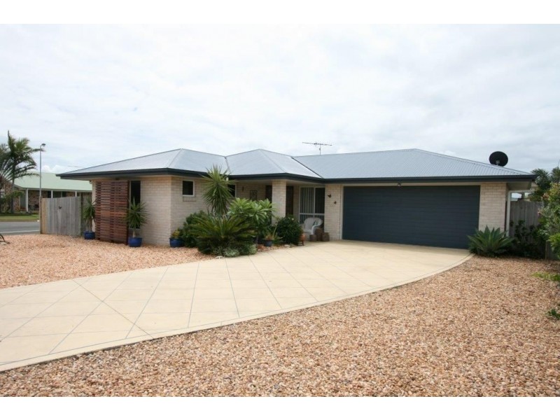 2 Harmony Ave, Bongaree QLD 4507