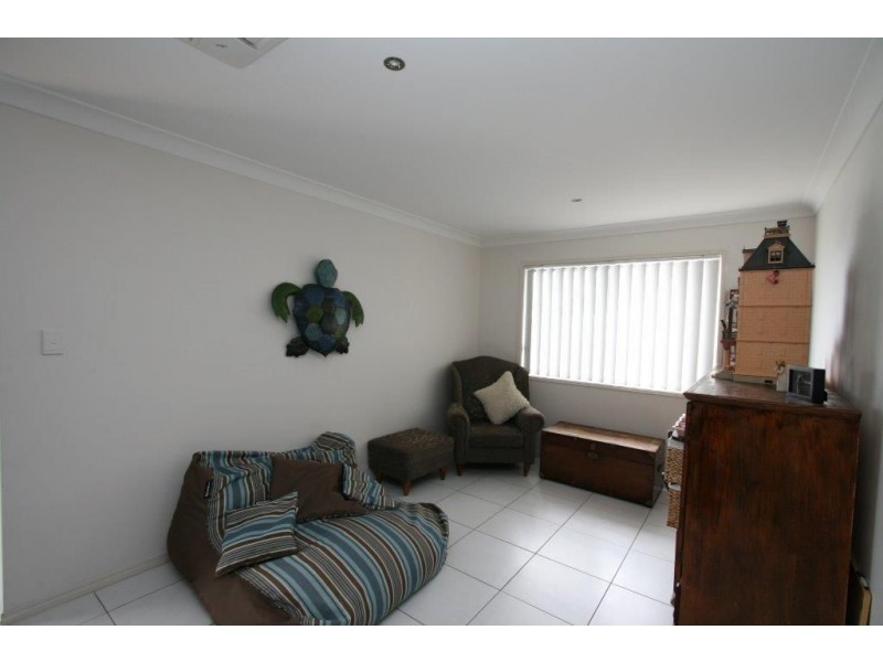 2 Harmony Ave, Bongaree QLD 4507