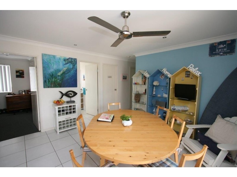 2 Harmony Ave, Bongaree QLD 4507