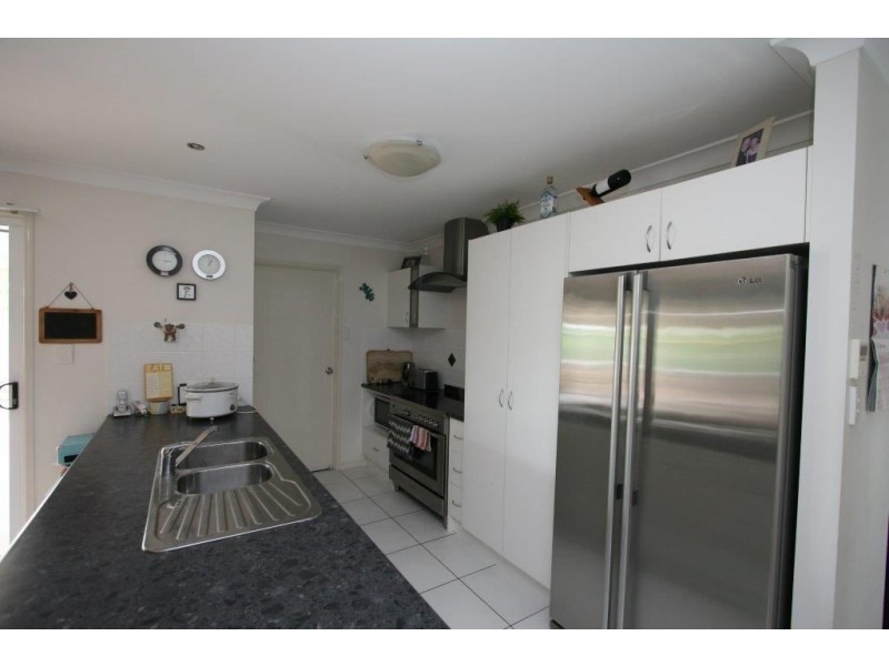 2 Harmony Ave, Bongaree QLD 4507