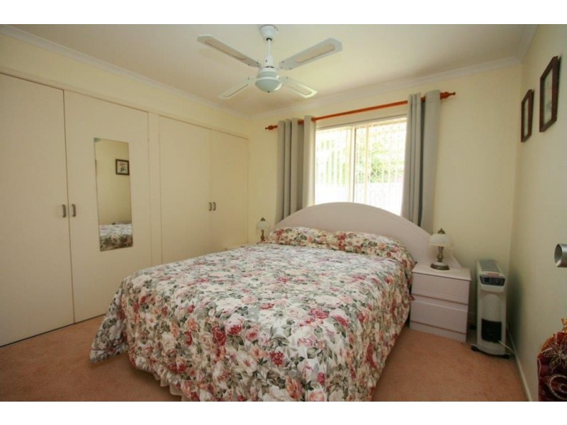 7 Lachlan Cres, Sandstone Point QLD 4511