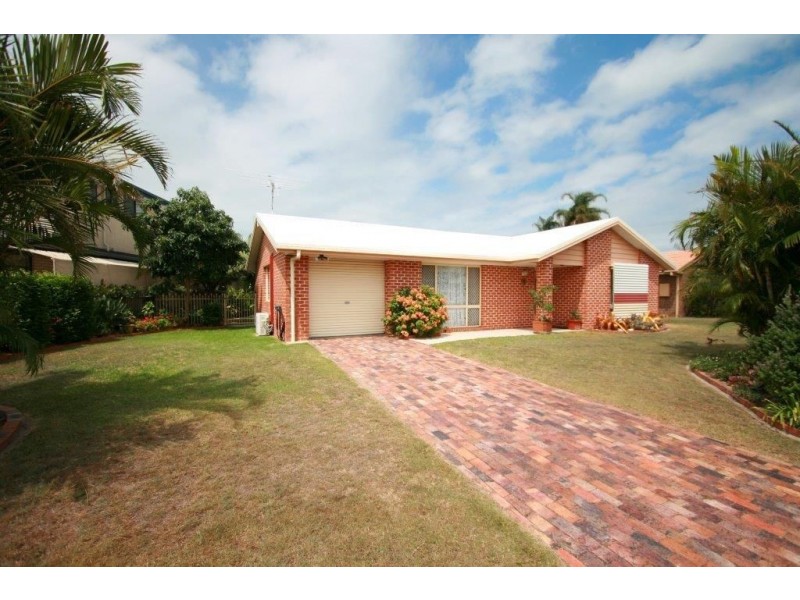 7 Lachlan Cres, Sandstone Point QLD 4511