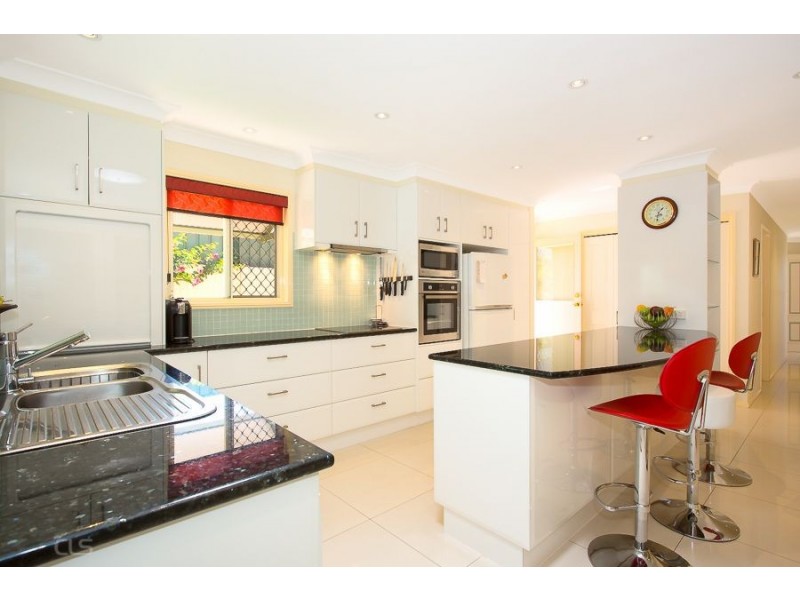 2/61 Pacific Dr, Banksia Beach QLD 4507