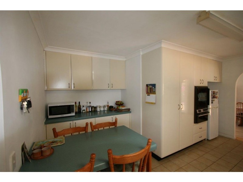 44 Ford St, Bongaree QLD 4507