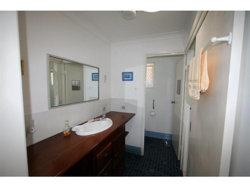 44 Ford St, Bongaree QLD 4507