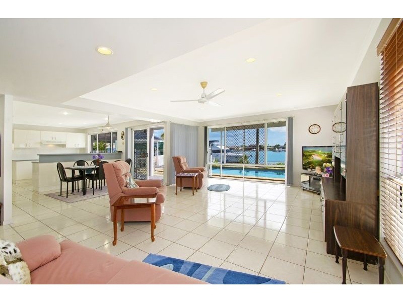 25 Botany Crescent, Banksia Beach QLD 4507