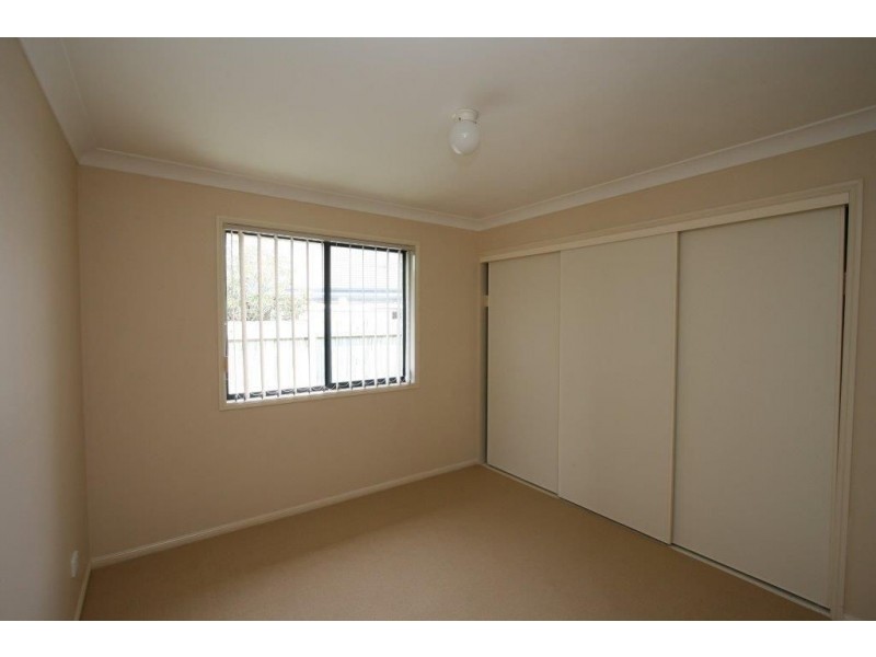 17 Mossman Way, Sandstone Point QLD 4511